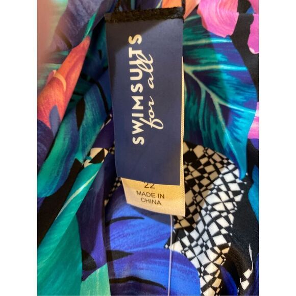 Swimsuits for all NWT women’s plus size, banded, swim dress, size 22 - Picture 5 of 6